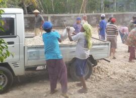 Tunggu Dana, Pager Siapkan Latar Balai