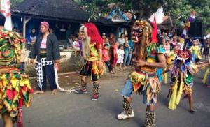 Kirab Budaya Padukuhan Logandeng